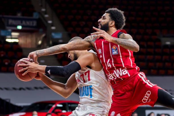 在季后赛的 在季后赛的