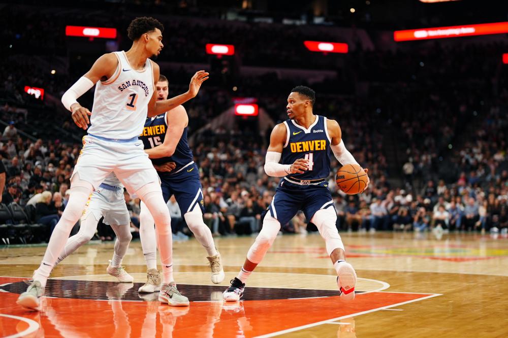 向来是每年 向来是每年