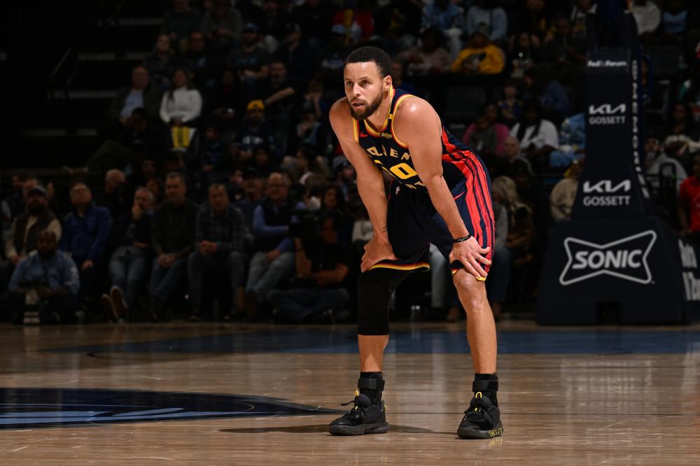 她继续展现 她继续展现